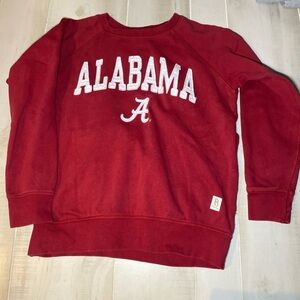 My depop has better prices: holygrailer_
College sweatshirt shirt